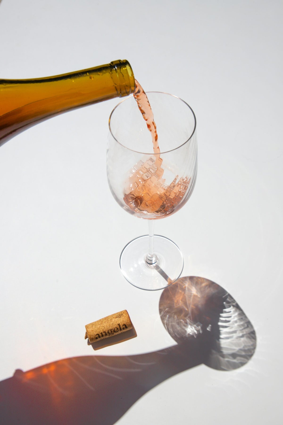 ¿Cómo afecta el consumo de alcohol a la dermatitis atópica?