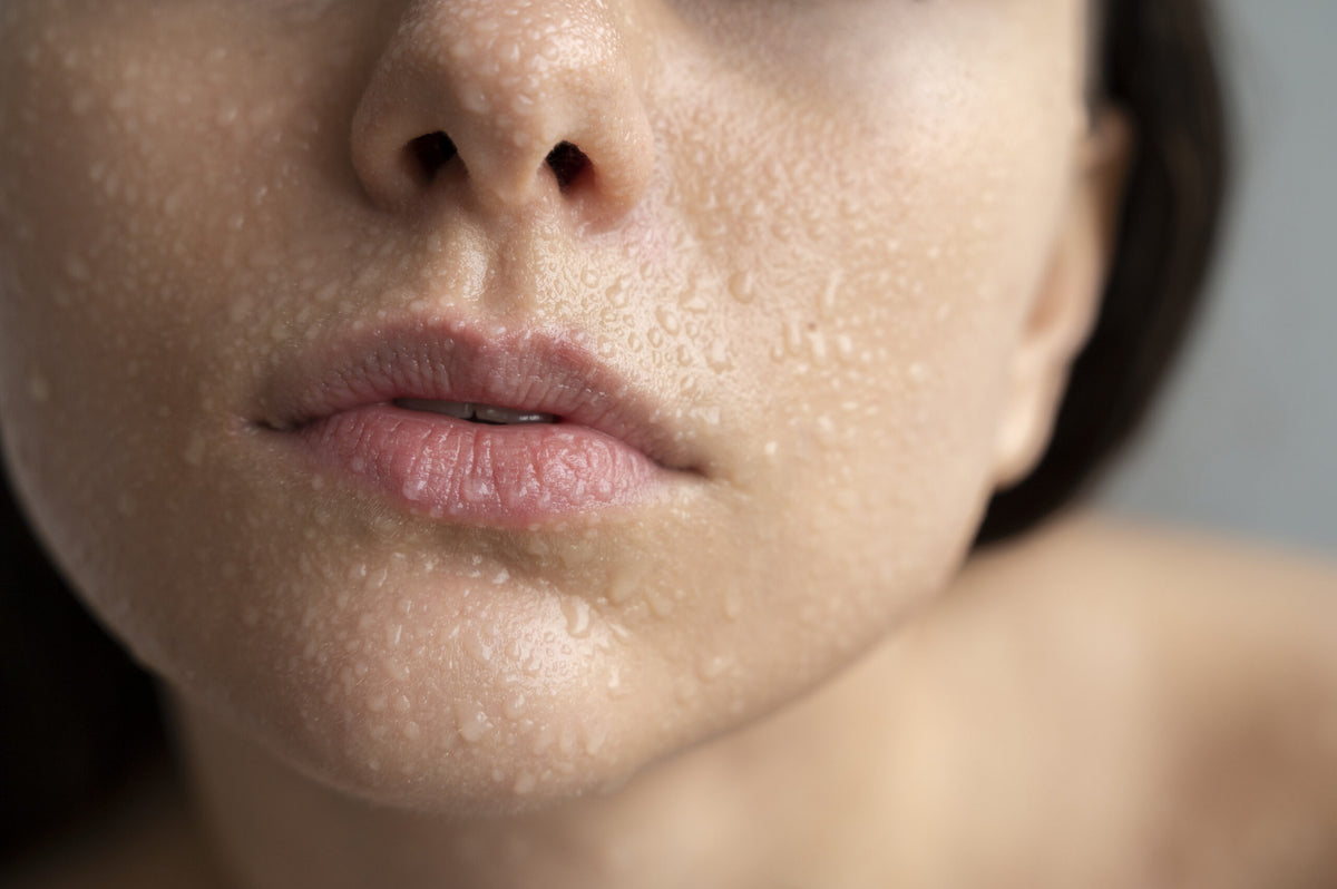 Enfermedades que cursan con sudoración excesiva: cómo distinguirlas de la hiperhidrosis primaria