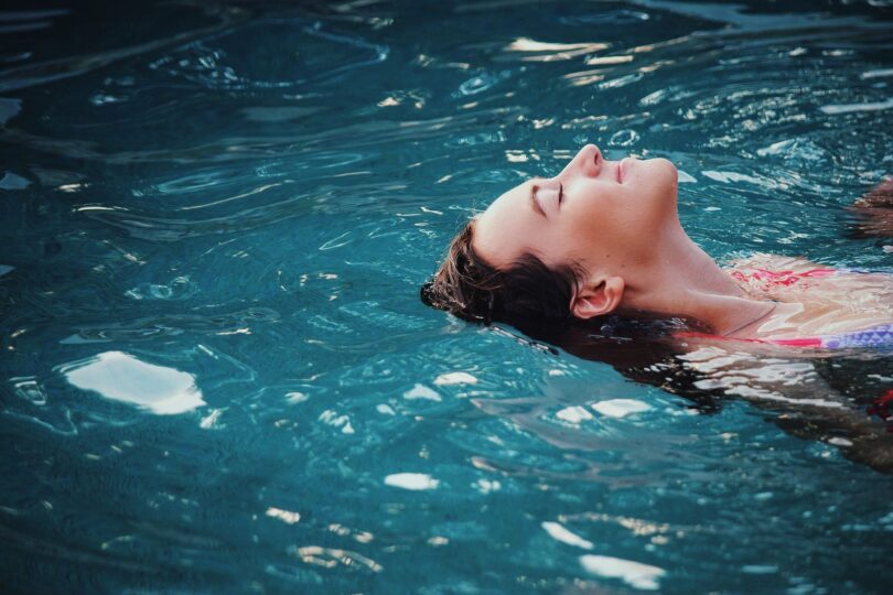 7 hábitos que ayudarán a cuidar tu piel este verano con consejos especiales para pieles sensibles